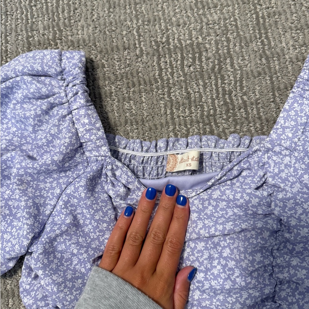 Purple floral top - Picture 2 of 2